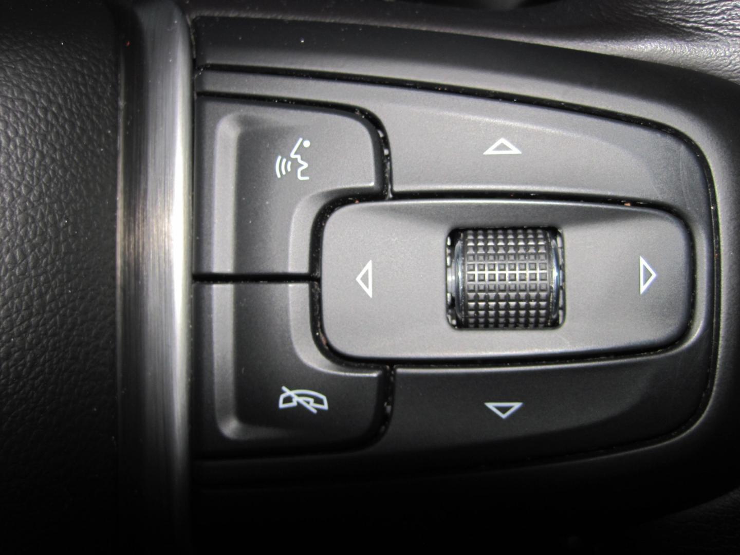 2021 silver /black GMC Sierra 2500HD Denali (1GT49REY0MF) , located at 9530 Old Seward Highway, Anchorage, AK, 99515, (907) 349-3343, 61.134140, -149.865570 - Low Miles on the GMC Sierra 2500 Denali Diesel. Come take a test drive. - Photo#16